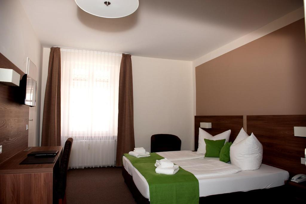 Hotel Adler ไอชเตทท์ ห้อง รูปภาพ