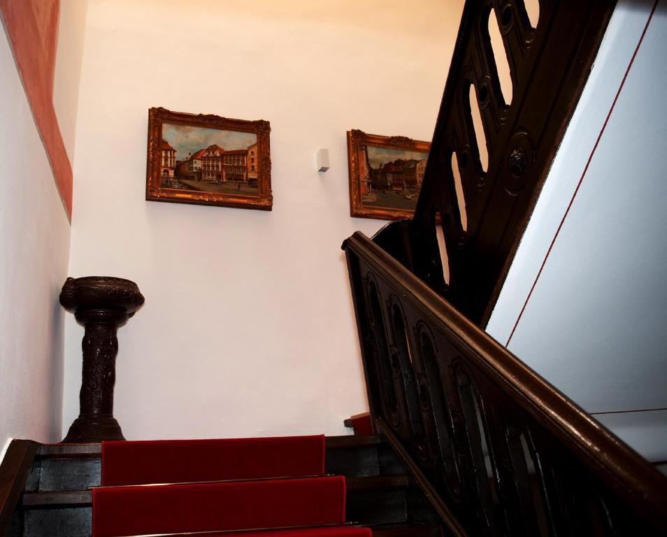 Hotel Adler ไอชเตทท์ ภายนอก รูปภาพ