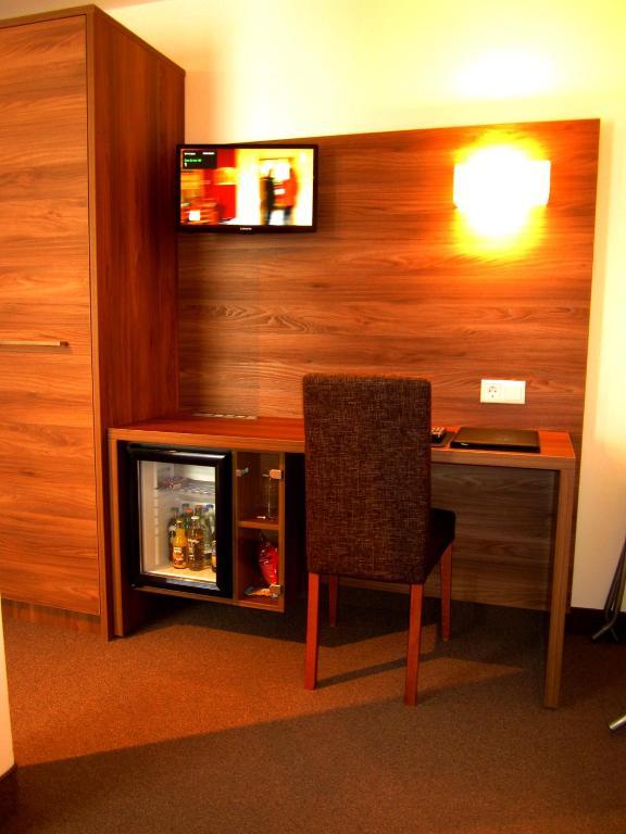 Hotel Adler ไอชเตทท์ ห้อง รูปภาพ
